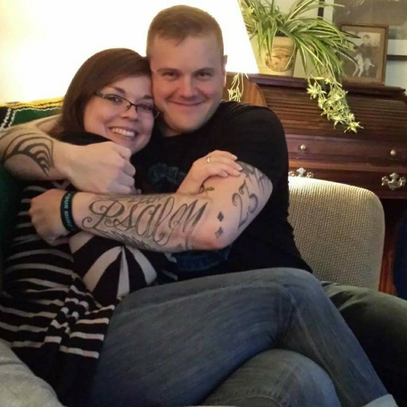 Meet your Posher, Kelly - Picture 2 of 5